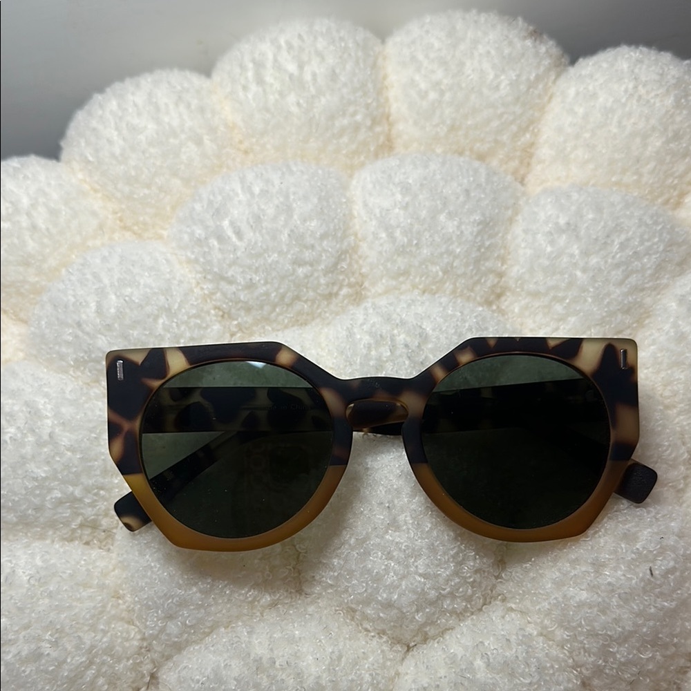 Matt & Nat Mule Sunglasses in Leopard / Mustard Print